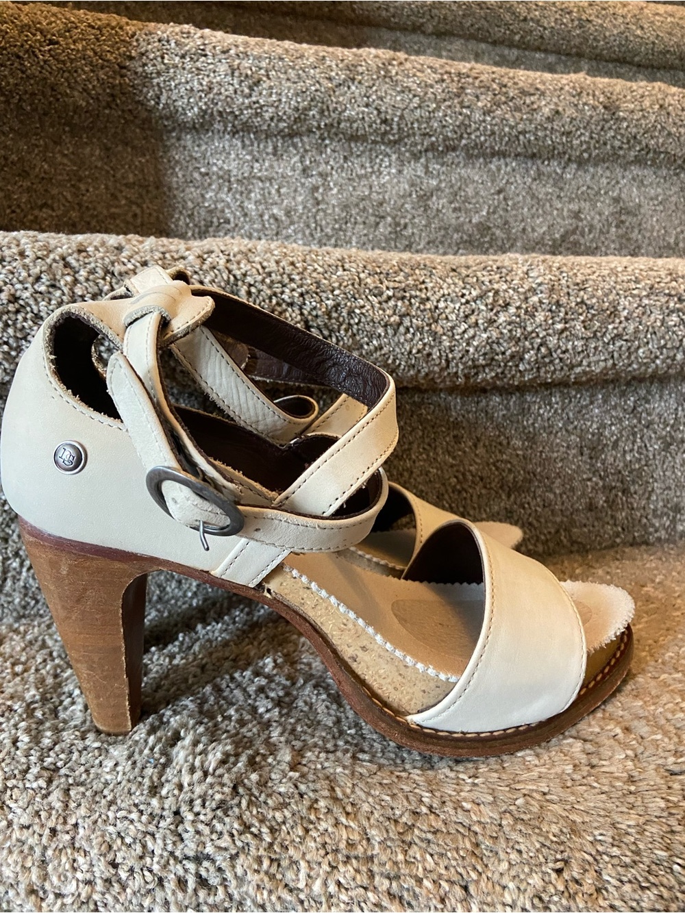 Women's leather made in Spain 🇪🇸 Cream High Heel Sandal with Ankle Strap